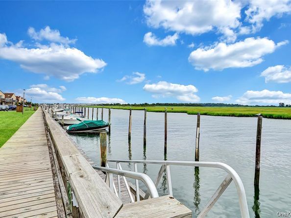 1 Anchorage Way 201, Freeport NY 11520