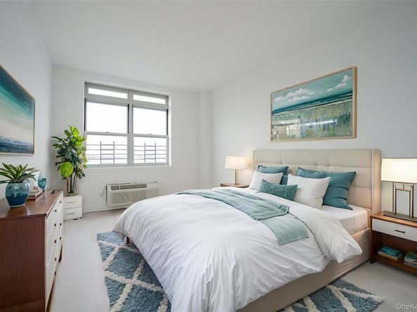 14-34 110th Street 5C, College Point NY 11356