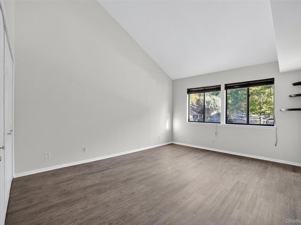 132 Stone Meadow, South Salem NY 10590