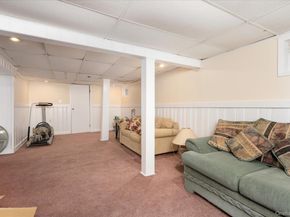 146 Caroline Avenue, Garden City South NY 11530