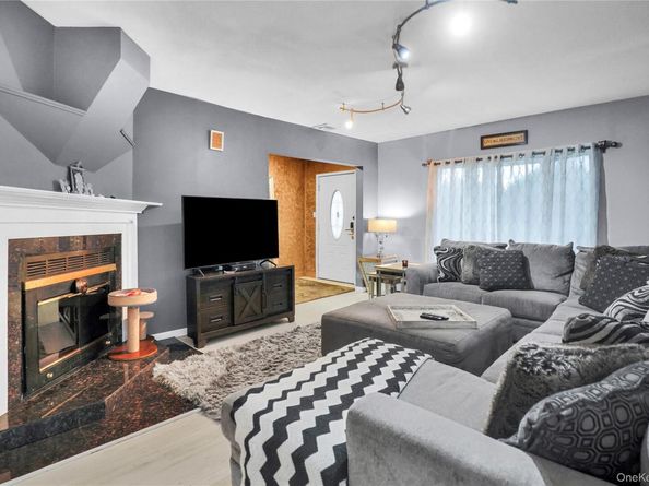 1763 E Berkshire Road, Merrick NY 11566