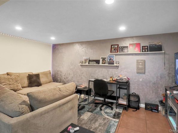 1763 E Berkshire Road, Merrick NY 11566