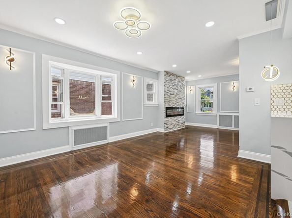 73 Broadway, Valley Stream NY 11580