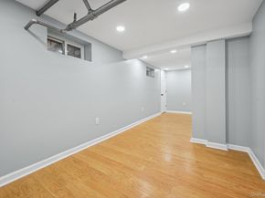 73 Broadway, Valley Stream NY 11580