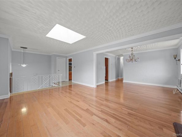 30 Angevine Avenue, Hempstead NY 11550