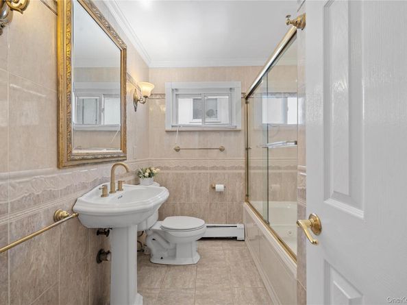 30 Angevine Avenue, Hempstead NY 11550