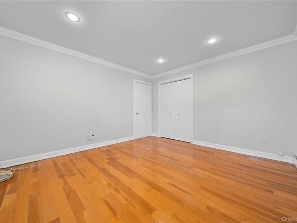 30 Angevine Avenue, Hempstead NY 11550