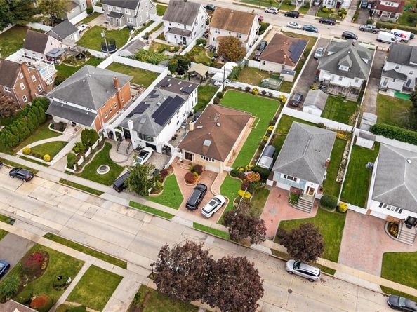 30 Angevine Avenue, Hempstead NY 11550