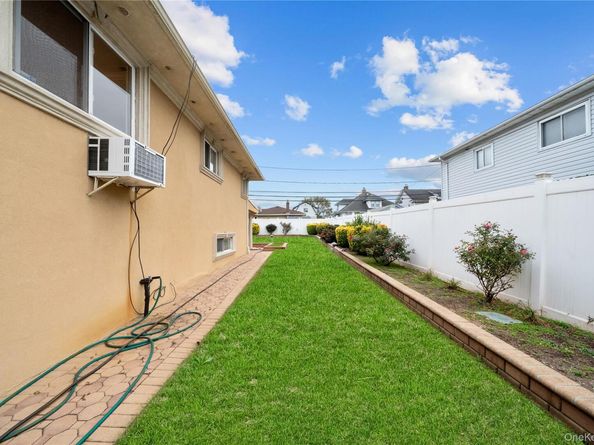 30 Angevine Avenue, Hempstead NY 11550