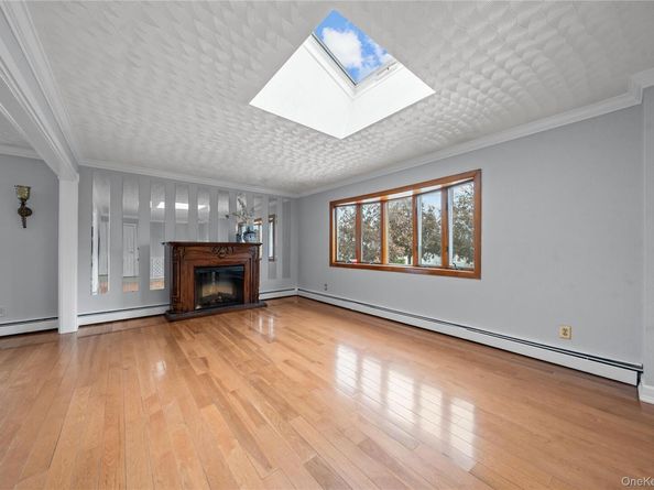 30 Angevine Avenue, Hempstead NY 11550