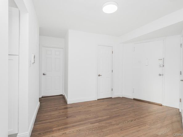 4320 Van Cortlandt Park East 5A, Bronx NY 10470