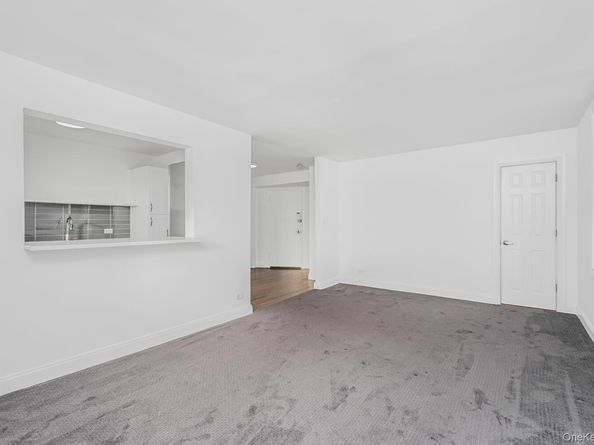 4320 Van Cortlandt Park East 5A, Bronx NY 10470