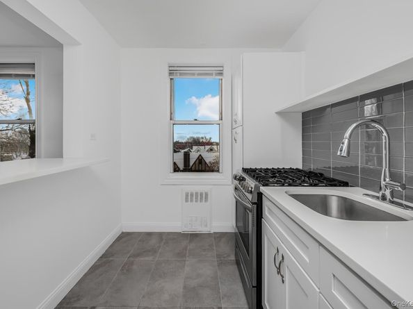 4320 Van Cortlandt Park East 5A, Bronx NY 10470