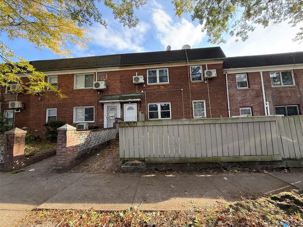 13772 70th Avenue, Flushing NY 11367