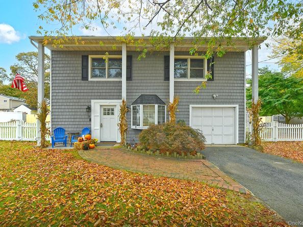 31 Rome Street, East Patchogue NY 11772