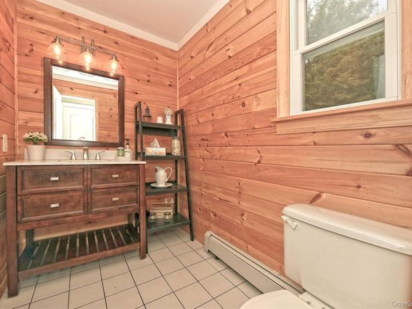 31 Rome Street, East Patchogue NY 11772