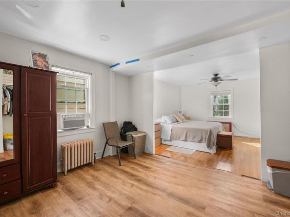 163-37 15 Drive, Beechhurst NY 11357