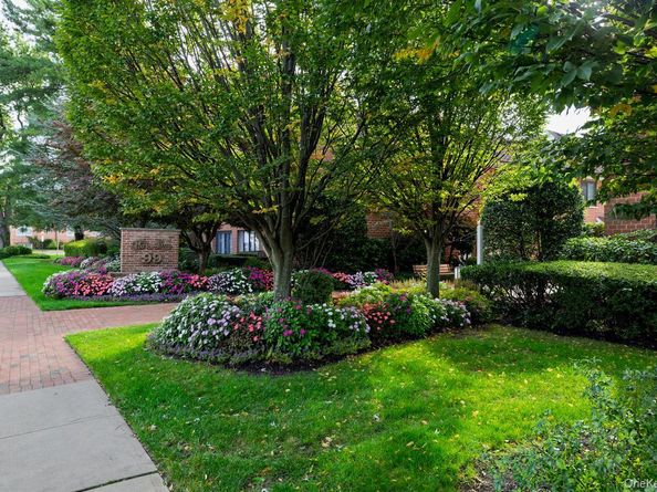 99 S Park Avenue S 122, Rockville Centre NY 11570