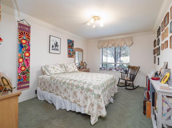 99 S Park Avenue S 122, Rockville Centre NY 11570