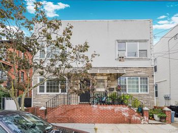 200 Bay 7th Street