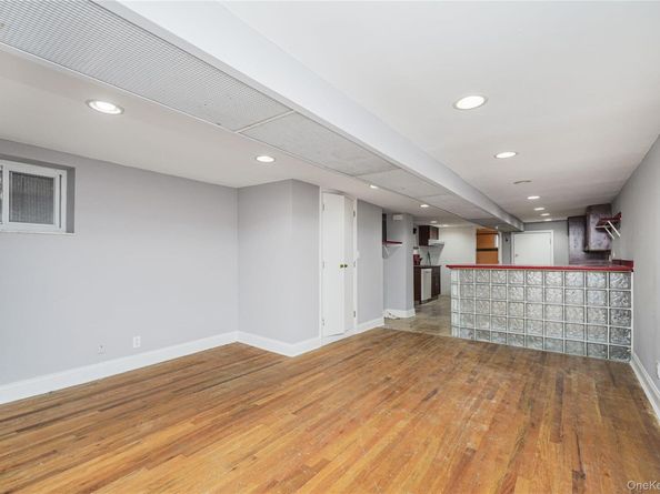 200 Bay 7th Street, Brooklyn NY 11228