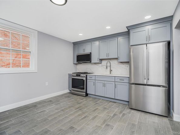 200 Bay 7th Street, Brooklyn NY 11228