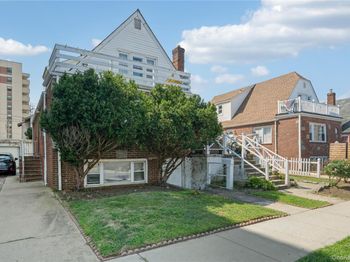 370 E Broadway