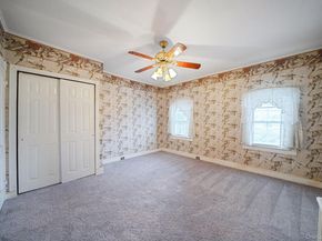 39 Handsome Avenue, Sayville NY 11782