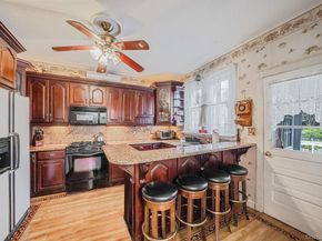 39 Handsome Avenue, Sayville NY 11782