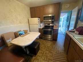 39 Munson Place, East Rockaway NY 11518