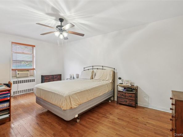 68-61 Yellowstone Boulevard 216, Forest Hills NY 11375