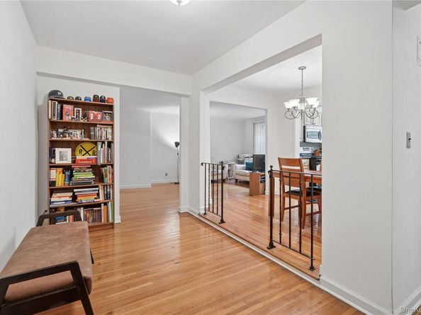 68-61 Yellowstone Boulevard 216, Forest Hills NY 11375