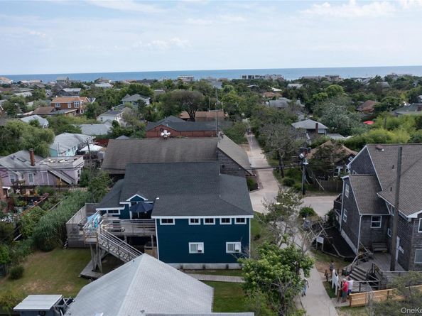597 Bayberry Walk, Ocean Beach NY 11770