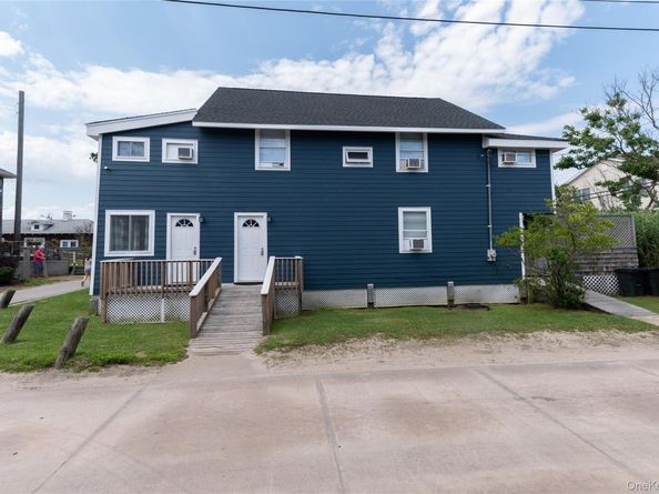 597 Bayberry Walk, Ocean Beach NY 11770