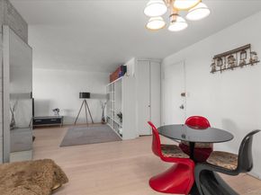 125-10 Queens Boulevard 2006, Kew Gardens NY 11415