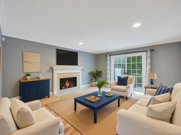 118 Franklin Avenue, East Northport NY 11731