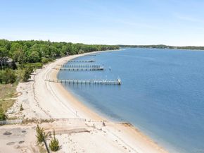 250 Paradise Point Road, Southold NY 11971