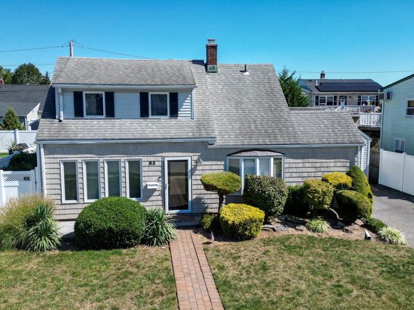 83 Cotton Lane, Levittown NY 11756