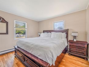 1454 E Forks Road, Bay Shore NY 11706