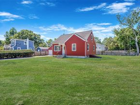 1454 E Forks Road, Bay Shore NY 11706
