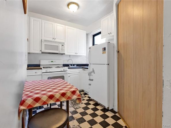 3111 Brighton 1st Place 6I, Brooklyn NY 11235
