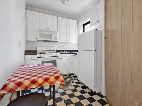 3111 Brighton 1st Place 6I, Brooklyn NY 11235