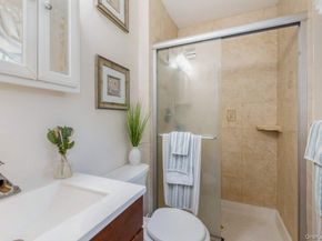 828 Robin Court, Baldwin NY 11510