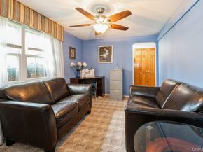 828 Robin Court, Baldwin NY 11510