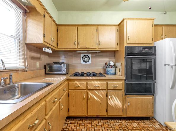 14537 Linden Boulevard, Jamaica NY 11436