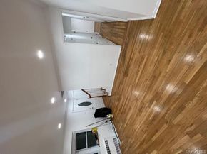 35 W Belle Terre Avenue, Lindenhurst NY 11757