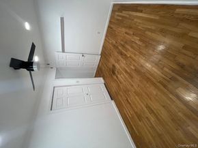 35 W Belle Terre Avenue, Lindenhurst NY 11757