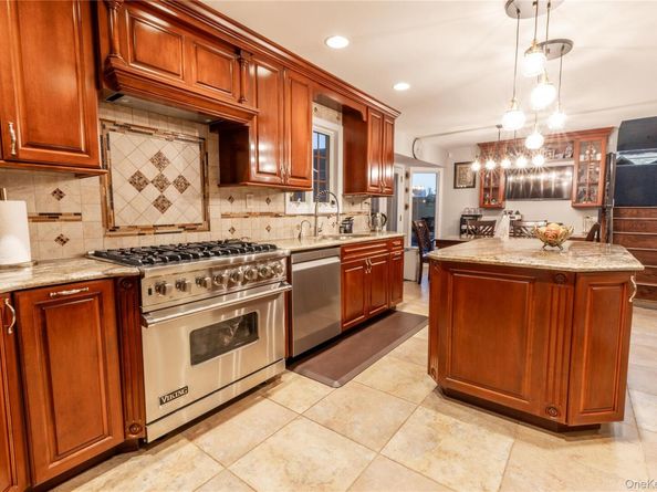 3370 Jason Court, Bellmore NY 11710