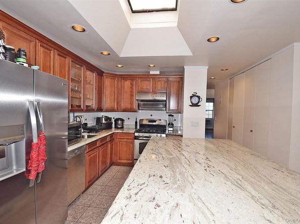 12-34 Diane Place 205 U, Bayside NY 11360
