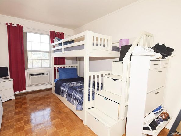 12-34 Diane Place 205 U, Bayside NY 11360